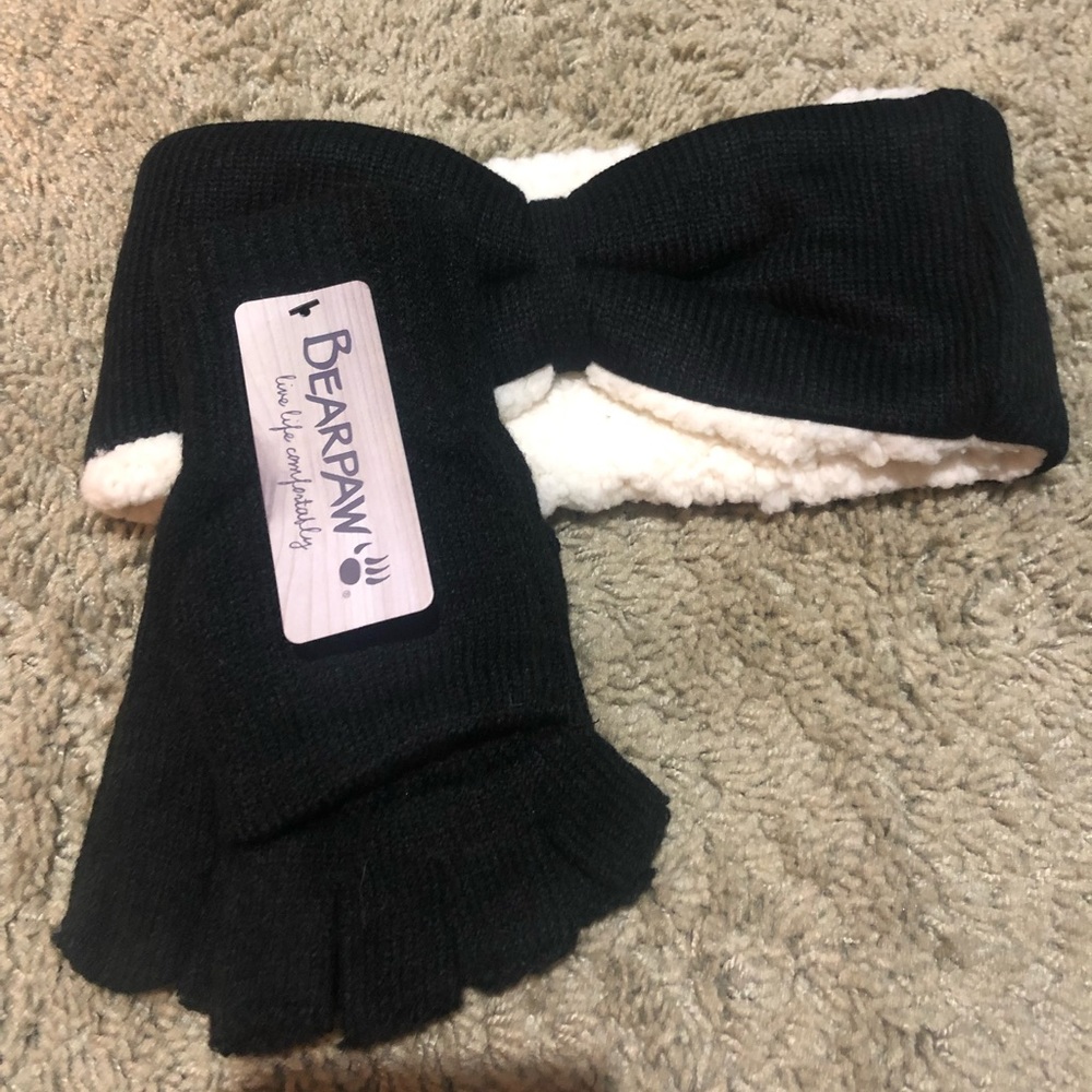 NWT bearpaw ear warmer & gloves.